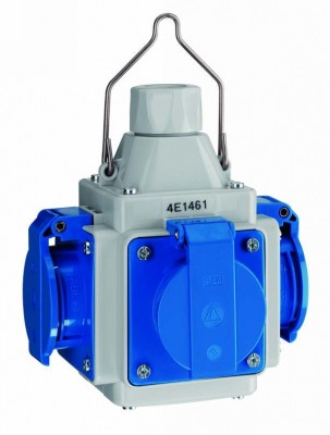 S30 IP44 Pagarinātāju ligzda 3 vietīga 2P+E ar vāciņu (5x6mm2)