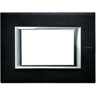 Bticino Axolute itāļu standarts RECTANGULAR brushed anthracite Rāmis - 3 moduļiod