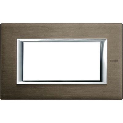 Bticino Axolute itāļu standarts RECTANGULAR brushed bronze Rāmis - 4 moduļiod