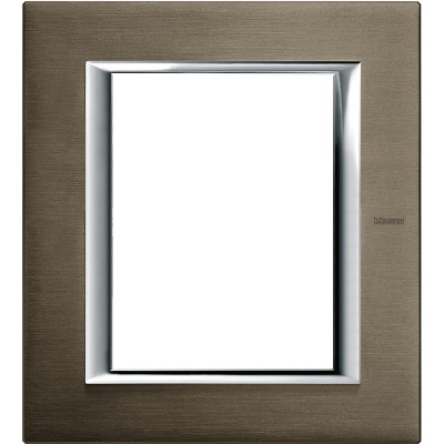 Bticino Axolute itāļu standarts RECTANGULAR brushed bronze Rāmis 3+- 3 moduļiod