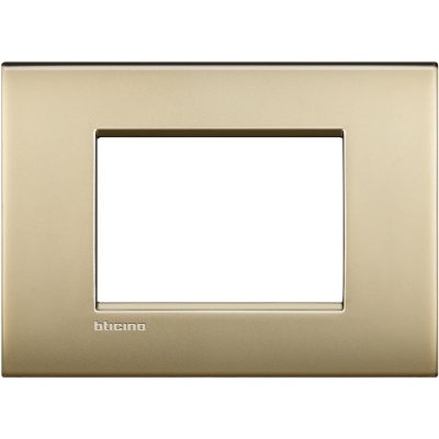 Bticino LivingLight Рамка Итальянский стандарт Air Satin gold 3- местная