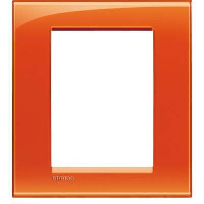 Bticino LivingLight Рамка Итальянский стандарт Orange 3 + 3- местная