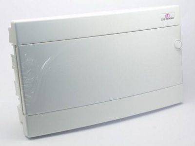 ECM18PO-s   plastmasas sadalne 18 moduļi zemapmetuma,  balts durvis IP40, 15 PE / 2x6 N