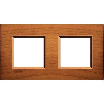 Bticino LivingLight Рамка Cherrywood 2- местная