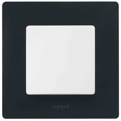 Niloe Onyx Rāmis 1v