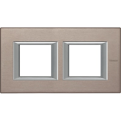 Bticino Axolute  RECTANGULAR brushed titanium Rāmis 2 vietigs