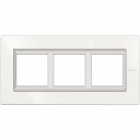 Bticino Axolute  RECTANGULAR balts Rāmis 3 vietigs - vertikāls