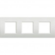 Bticino LivingLight Рамка AIR Pearl white 3- местная
