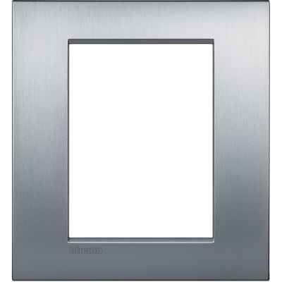 Bticino LivingLight Рамка Итальянский стандарт Air Brushed chrome 3 + 3- местная