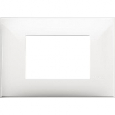 Classia рамка Итальянский стандарт - 3 модуля белая
