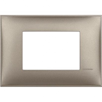 Classia рамка Итальянский стандарт - 3 модуля titanium metal