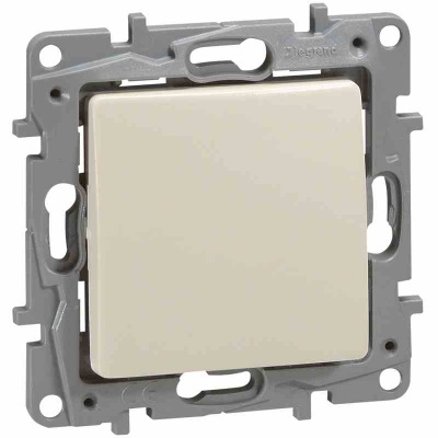 PUSH-BUTTON 6A IVORY