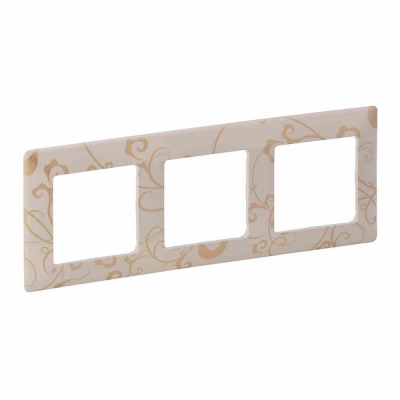 Plate Valena Life - 3 gang - royal ivory