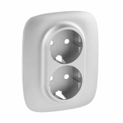 Valena Allure алюминиевая центральная плата для Розетки 2 местной с заземлением