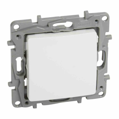 Two-way switch Niloe - 1-gang - 10 AX - 250 V~ - automatic terminals - white