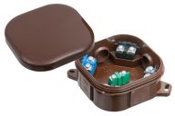 Nozarkārba virsapmetuma 92x92x44mm brūna klik vāks, ar spailem 5x4mm2, halogenbrīva