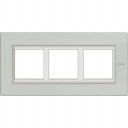 Bticino Axolute  RECTANGULAR brushed aluminium Rāmis 3 vietigs - vertikāls