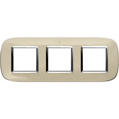 Bticino Axolute  ELLIPTIC liquid ivory Rāmis 3 vietigs