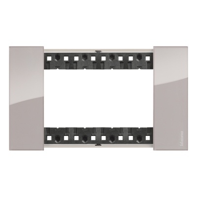 LivingNow рамка Aura 4 местная