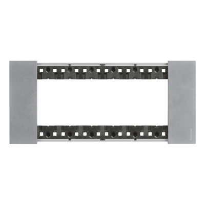 LivingNow рамка Moon 6 местная