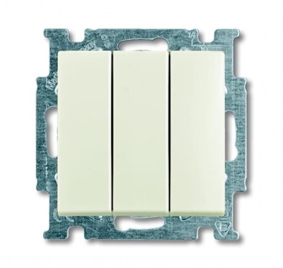 106/3/1 UC-96-507 Switch with rocker 3gang 1way, SP