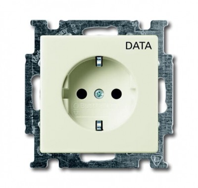 B55 chalet-white Rozete ar zemējumu DATA