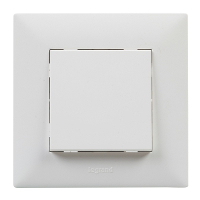 Niloe Step balts Krustslēdzis