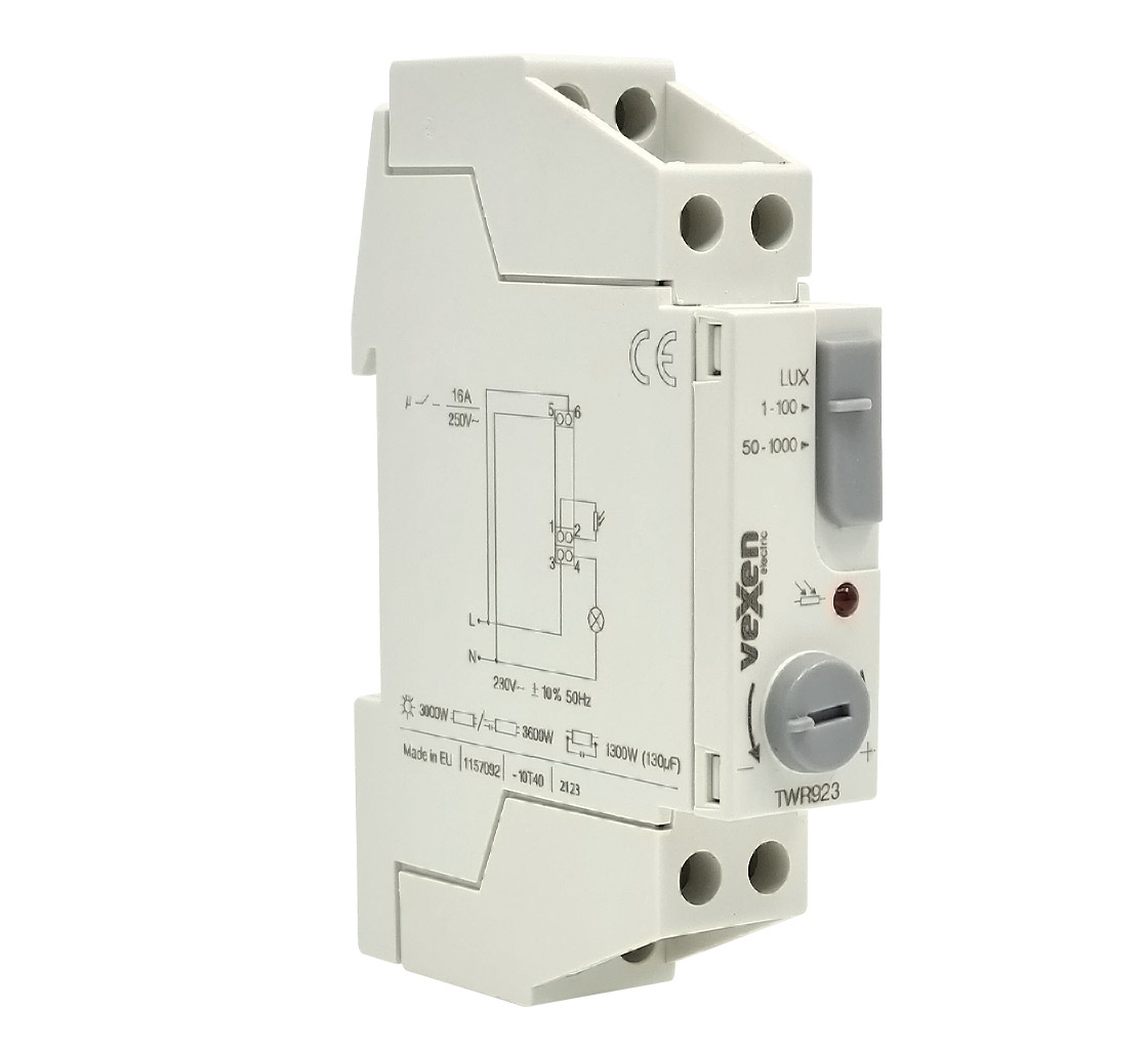 TWR923 twilight relay with sensor IP65, 1-1000 Lux, IP65, 1NO, 16A, AC230V