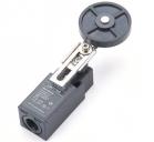 LSP110A gala slēdzis 1NO/1NC plastmasas korpusā IP65 ar 50mm regulējamo rullīti