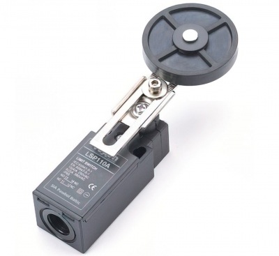LSP110A limit switch 1NO/1NC in plastic housing IP65 with plastic roller lever 50mm